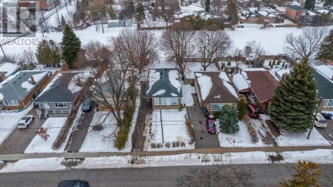 Photo du bâtiment - 88 Crocus Dr