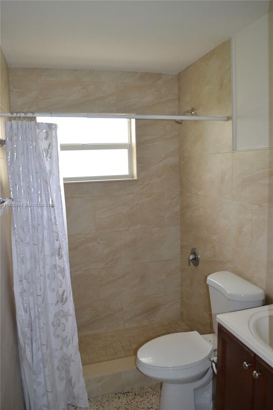 Building Photo - 751 SE 6th Pl