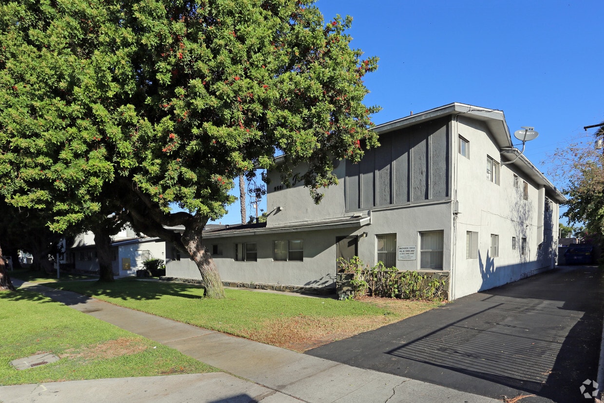 Building Photo - Treeon Apartments