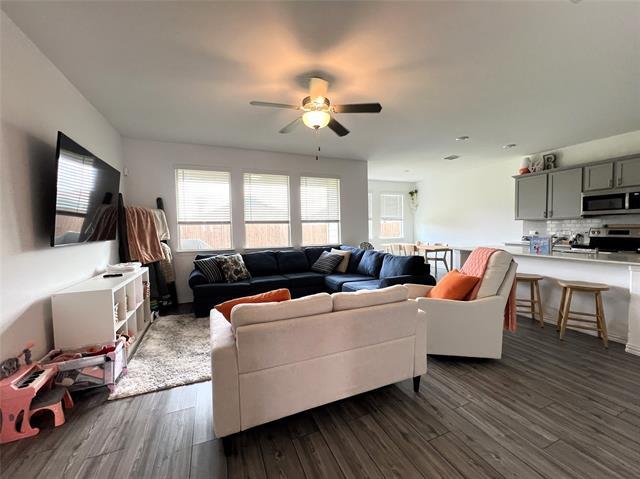 Building Photo - 745 Twinvale Dr