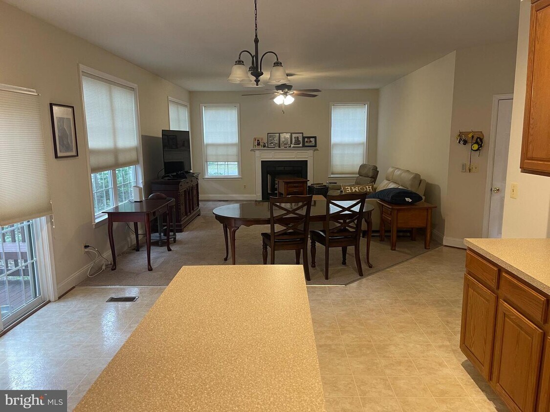 100 Sycamore Pl, Cross Junction, VA 22625 House Rental in Cross Junction, VA