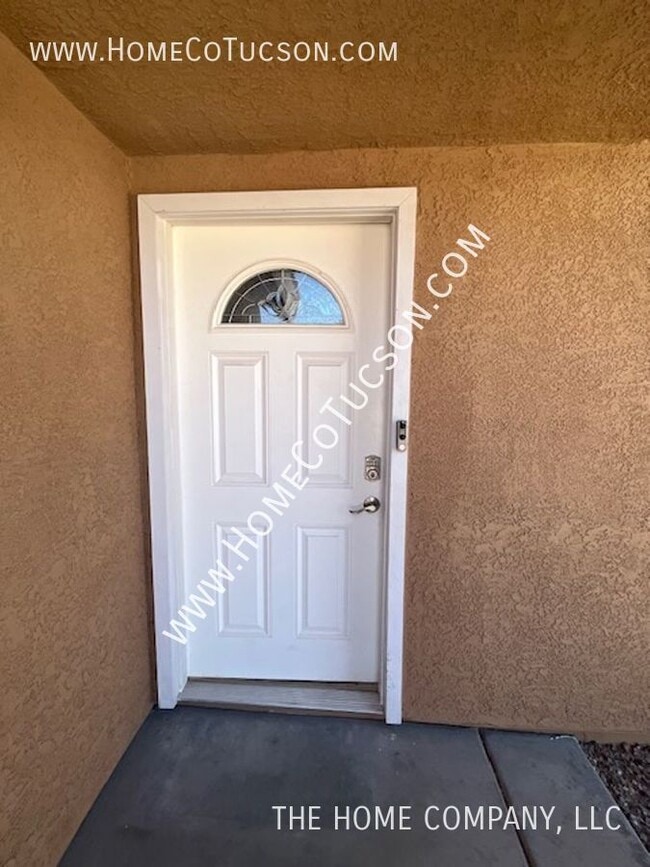 Building Photo - 9640 E Mt Baldy Way