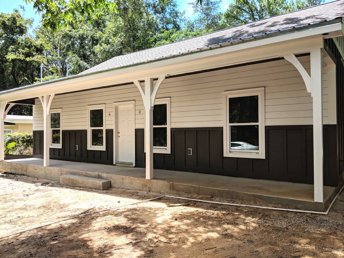 Foto principal - 1657 Mayhew St