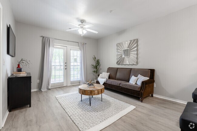 1 habitación, 1 baño - 746 pies cuadrados - Sala de estar - Aventine at Kessler Park