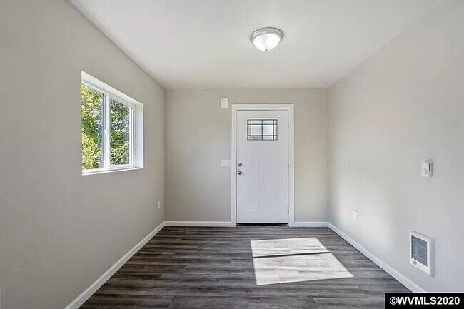 Foto del edificio - 2486 Simpson St SE