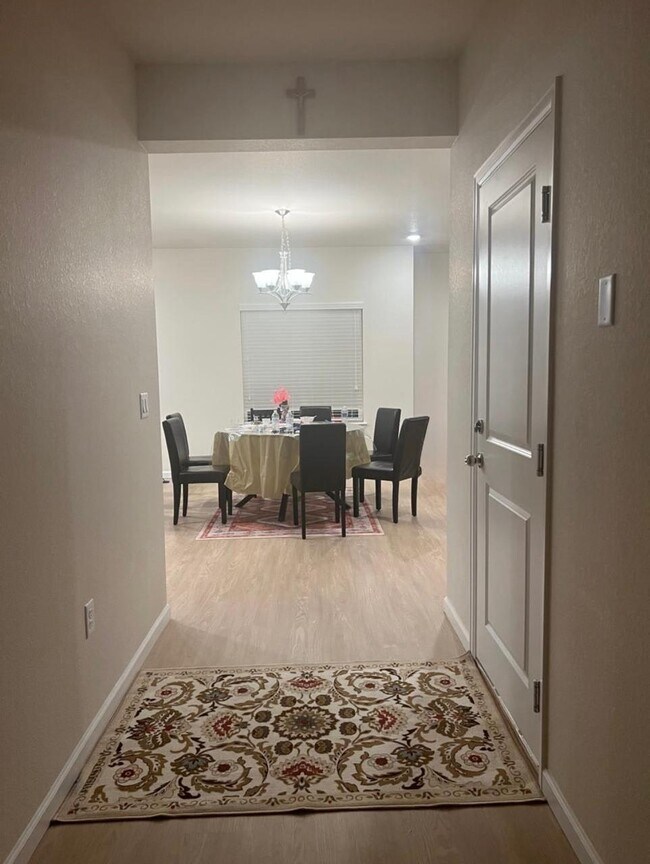 Foto del edificio - 12468 McGarrity Ave