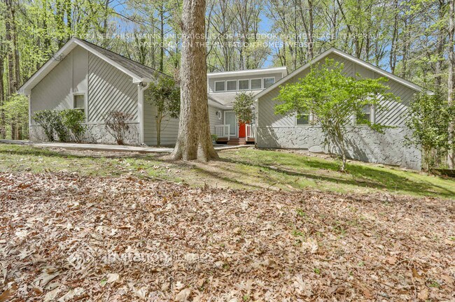 Foto del edificio - 431 Cricket Hill Trail