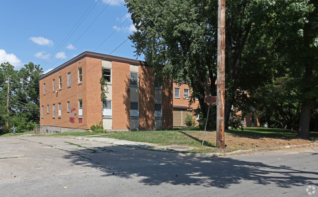 Foto del edificio - 1166 E 65th St