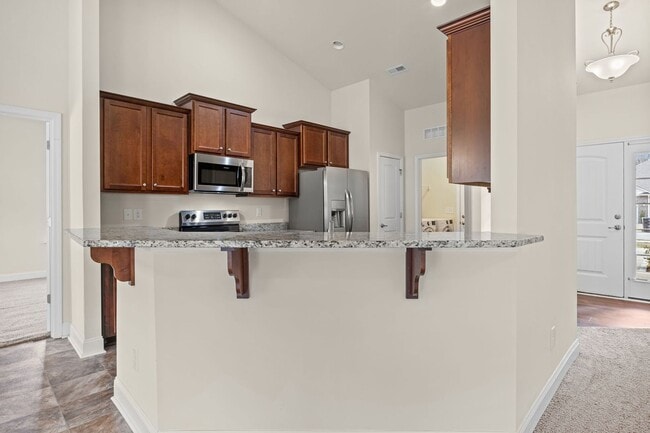 Building Photo - 4 Bed 2 Bath Ranch Near Downtown Lillington