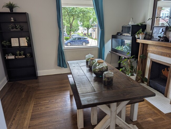 Dining/Addt'l Living Room - 2539 Marsh Ave