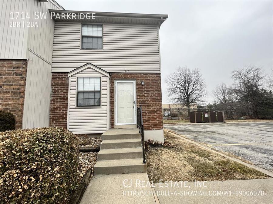 1714 SW Parkridge Dr, Blue Springs, MO 64015 House Rental in Blue