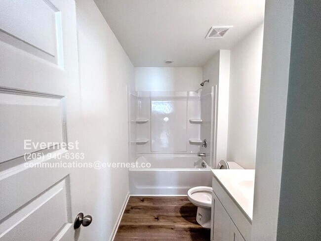 Foto del edificio - 1460 Long Leaf Ln