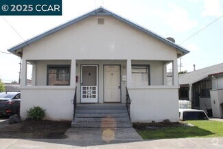 Building Photo - 5918 Alameda Ave