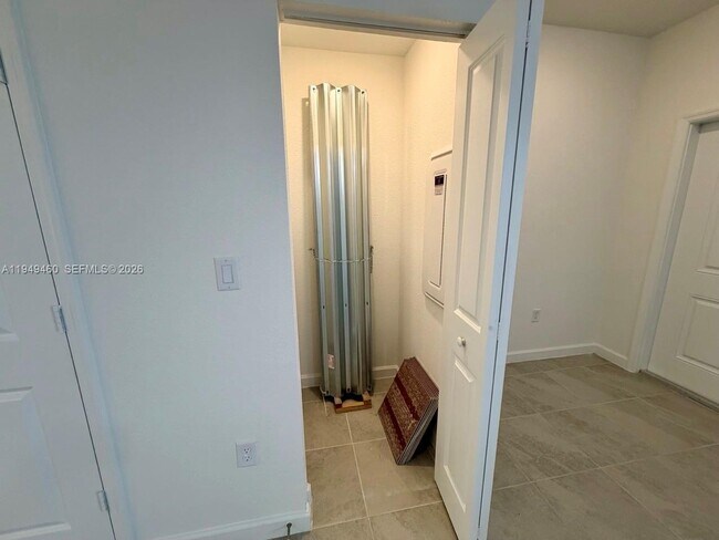 Foto del edificio - 254 10th Ct