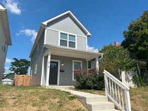 Building Photo - 514 E Morrill Ave