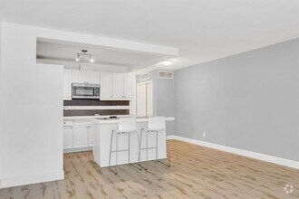 Building Photo - 2455 NE 51st St