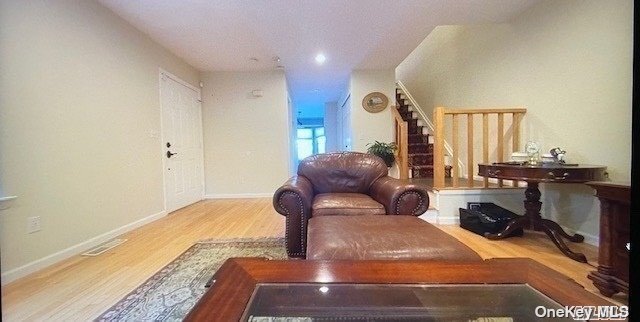 Building Photo - 20 Leeward Ct