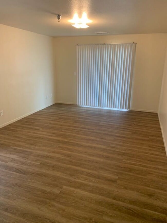 Foto del edificio - 2 Bed/2 Bath