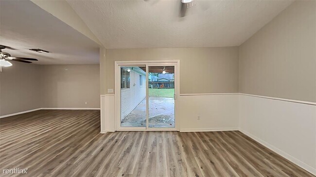 Foto del edificio - 3 br, 2 bath House - 23039 Berry Pine Drive