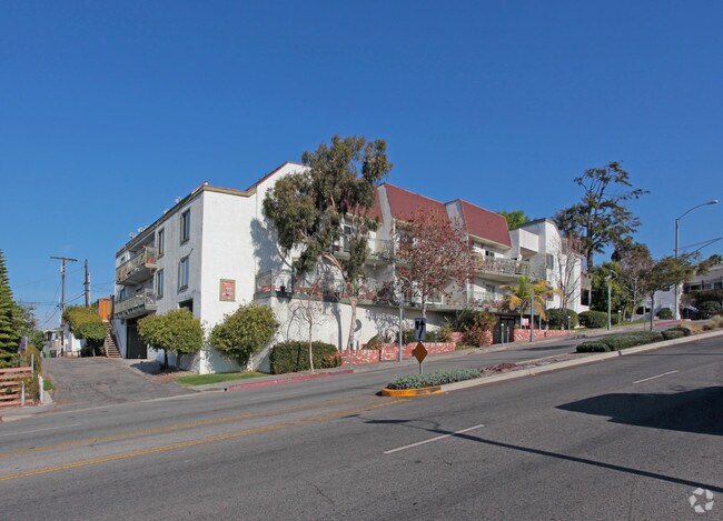 Building Photo - 1125 Pico Blvd