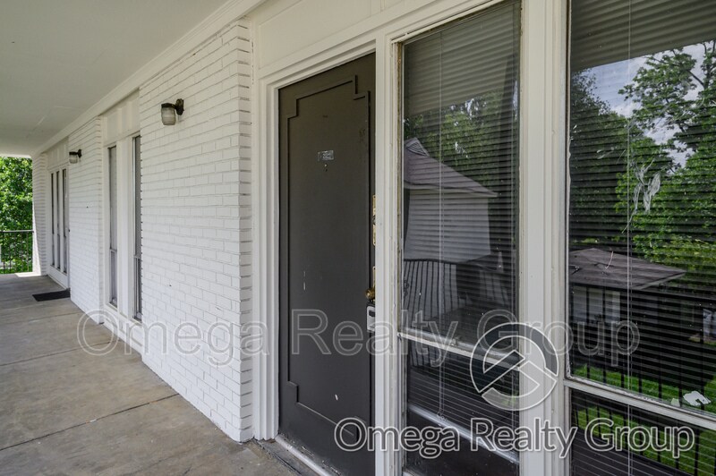 Primary Photo - 4724 S Court St