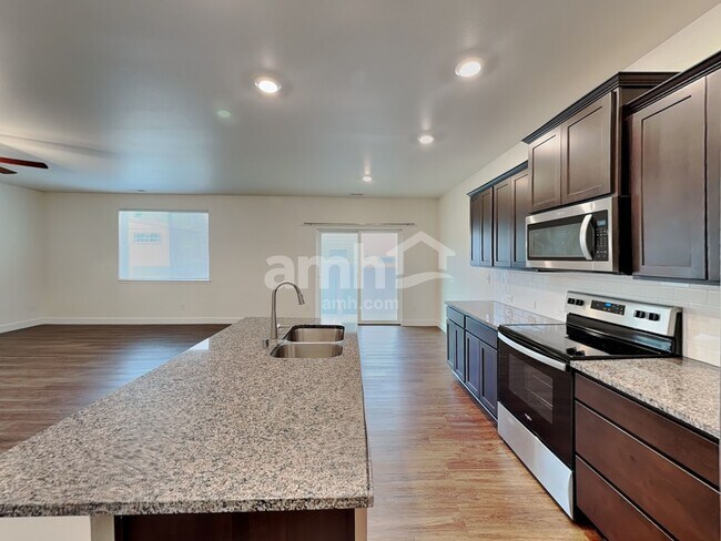 Foto del edificio - 10309 21st Pl SE