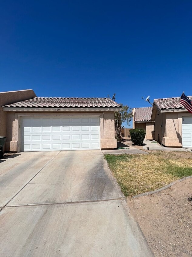 Primary Photo - TOWNHOME IN SUNSET MTN VILLAS!