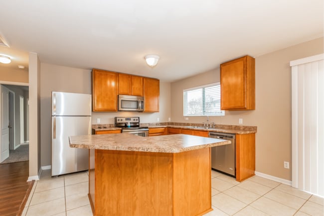Building Photo - 15434 Mill Valley Dr