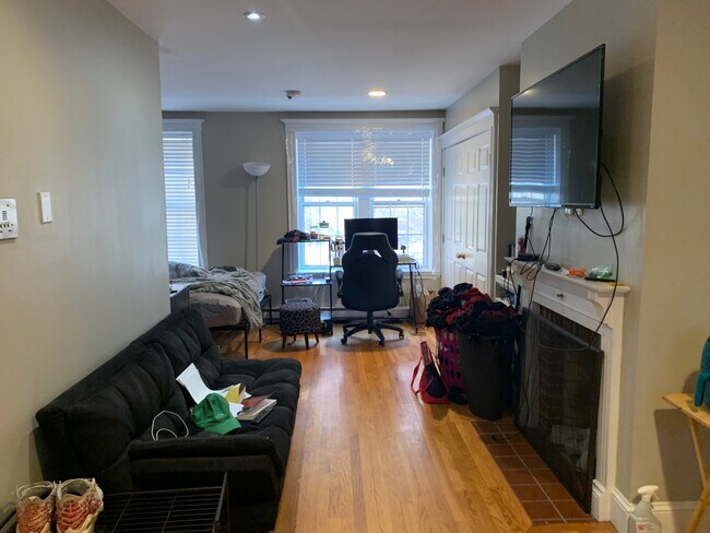 Foto del edificio - 16 Cedar Lane Way