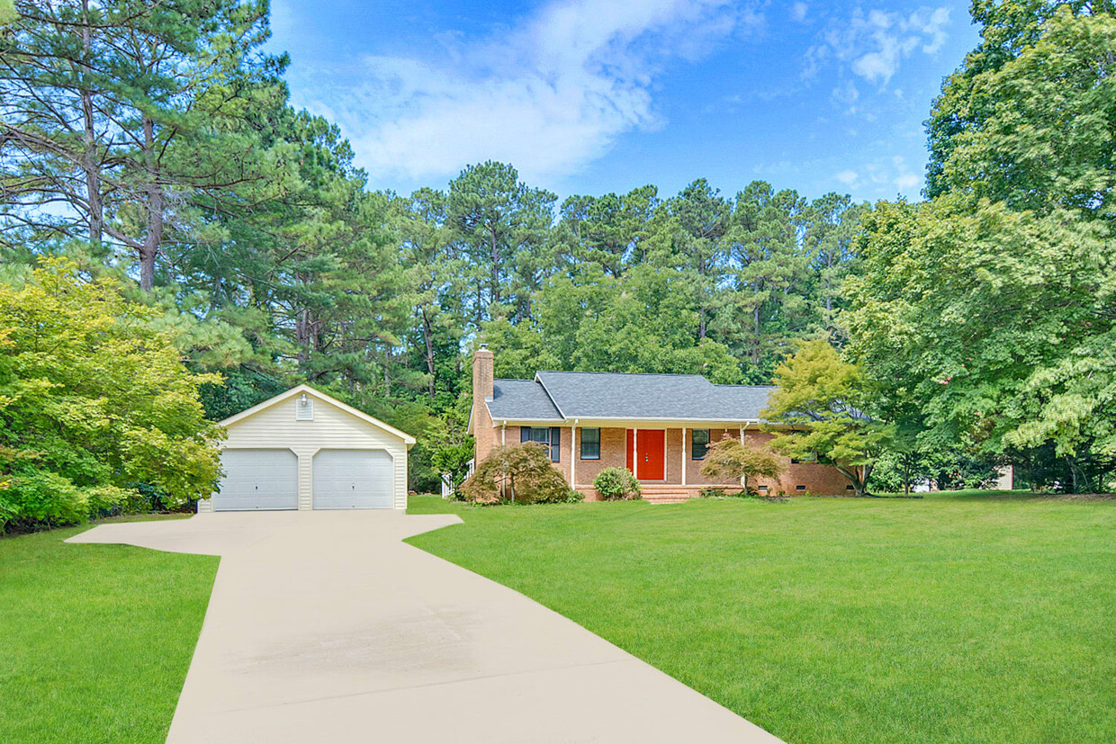 Primary Photo - 10612 Chelsea Dr