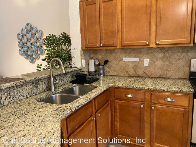 Foto del edificio - 2 br, 2 bath House - 7463 Sugar Bend Drive