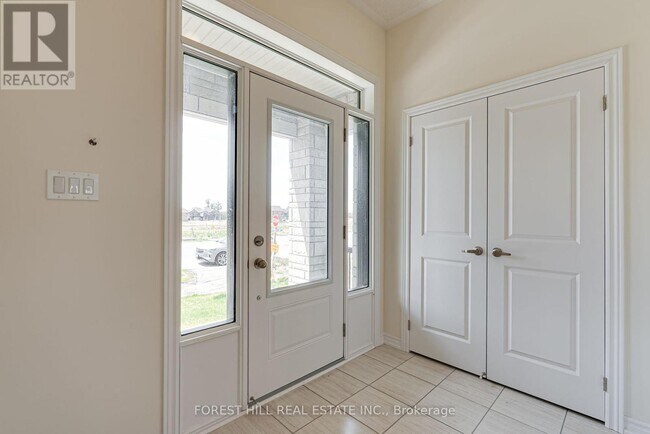 Building Photo - 138 Terry Fox Dr