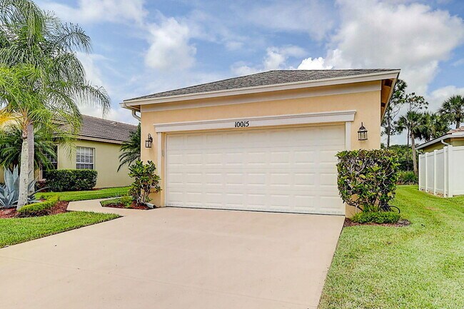 Building Photo - 10015 SW Stonegate Dr
