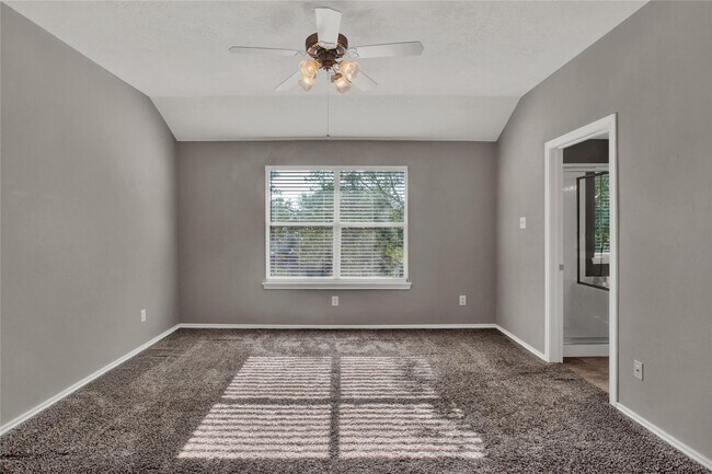 Foto del edificio - 326 Brandy Ridge Ln