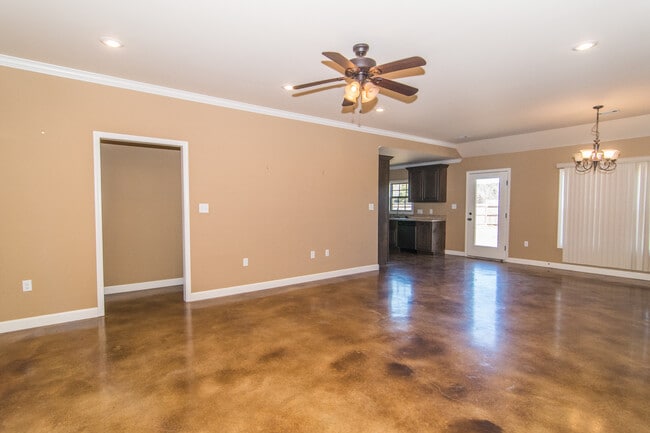 Foto del edificio - 3 Bed 2 Bath