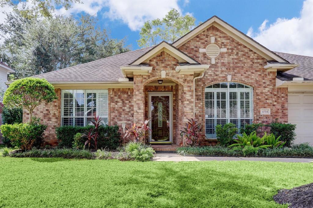 Primary Photo - 1034 S Wellsford Dr