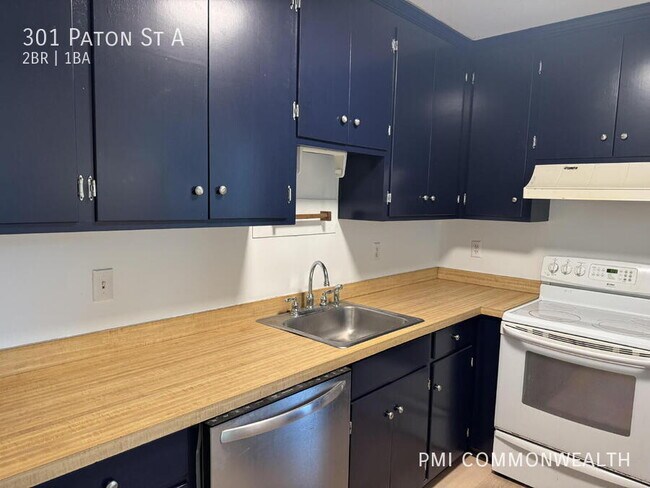 Building Photo - 301 Paton St