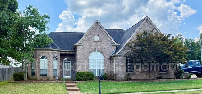 Foto del edificio - 11579 Mahogany Dr