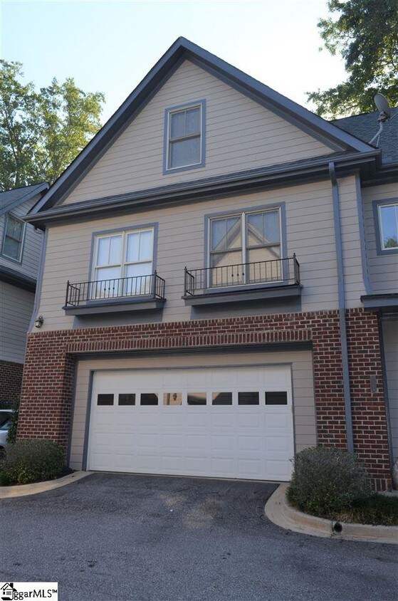 Foto principal - 706 Bennett St