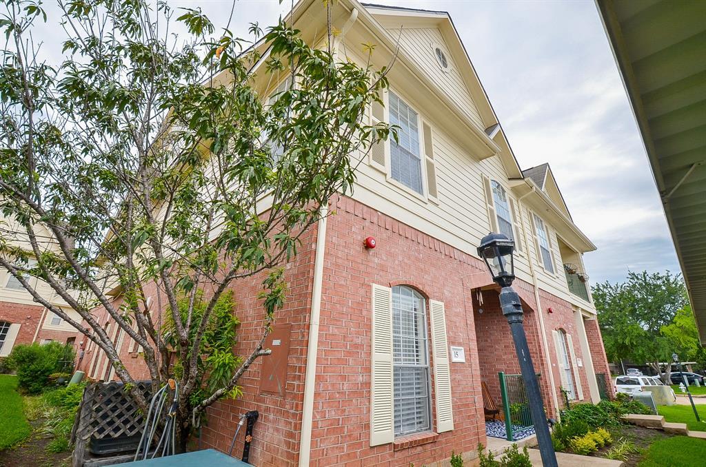 Foto principal - 2710 Grants Lake Blvd