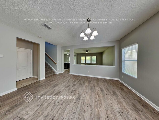 Foto del edificio - 316 Silver Glen Ave