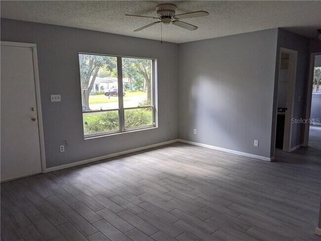Foto del edificio - 2352 Arbor Ct