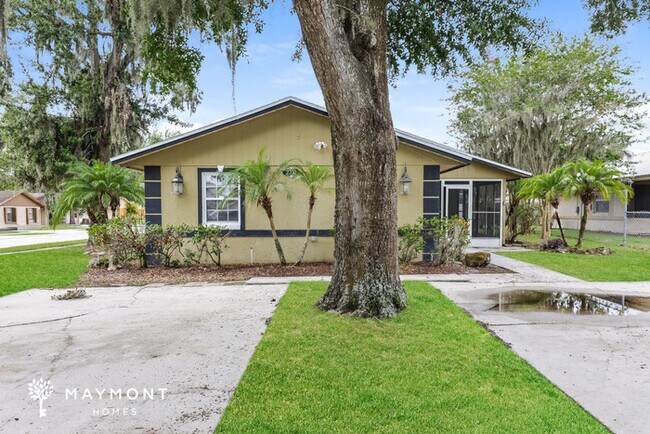 Foto del edificio - 2310 Chestnut Hills Dr