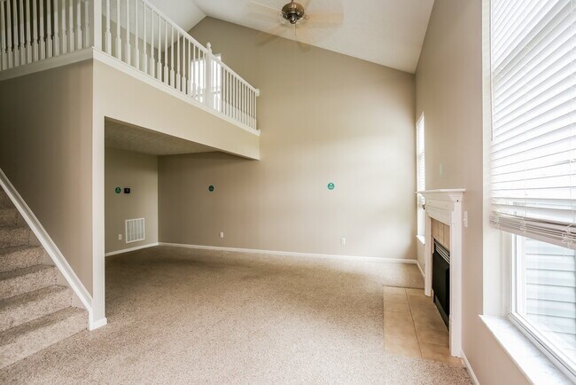 Building Photo - 2166 Balais Ct