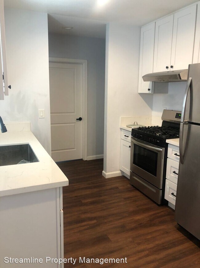 Foto del edificio - 4 br, 3 bath House - 2283 N Batavia Street