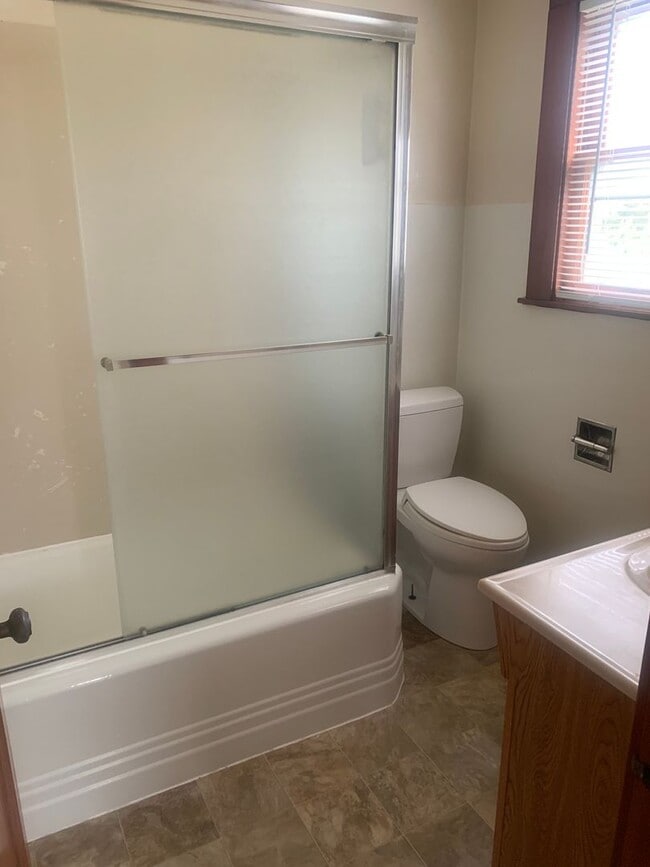 Building Photo - stirtz