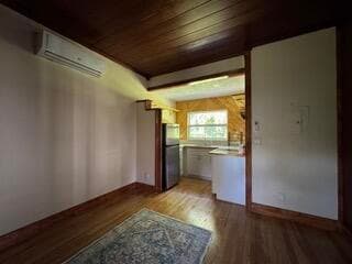 Building Photo - 311 Pershing Way