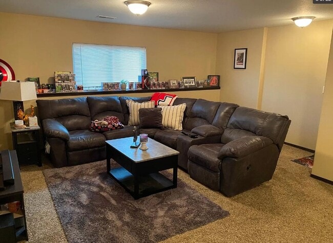 Building Photo - Large SE DUPLEX Pawnee and 127th -  locate...