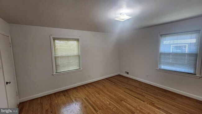 Foto del edificio - 3165 21st St N