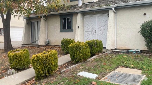 Building Photo - 720 Dempsey Rd